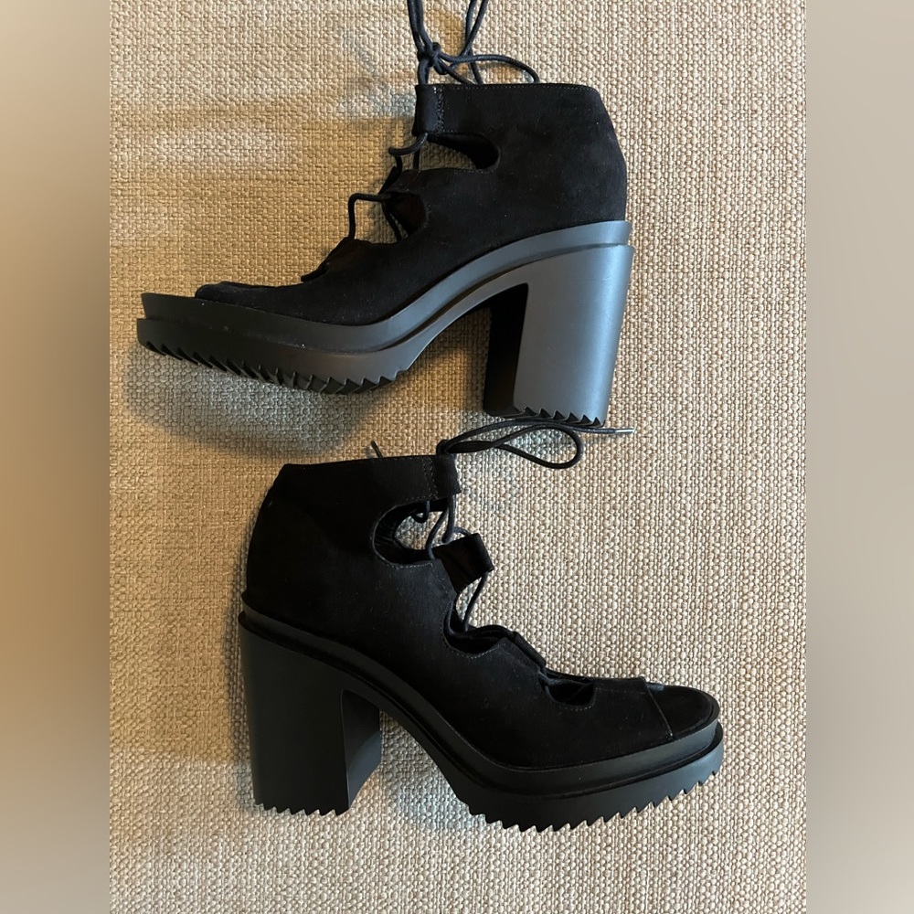 H&M Divided Womens Black Suede Lace Up Platform Heels